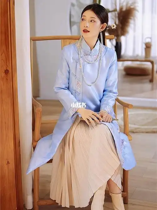 贵妇穿搭新中式国风刺绣改良唐装旗袍连衣裙