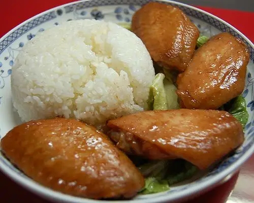 【玫瑰在烘焙】—— 烤鸡翅蔬菜饭