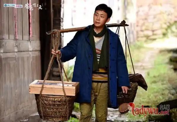 鸡毛飞上天原型(鸡毛飞上天原型人物邱英杰)_大全-幸福起航