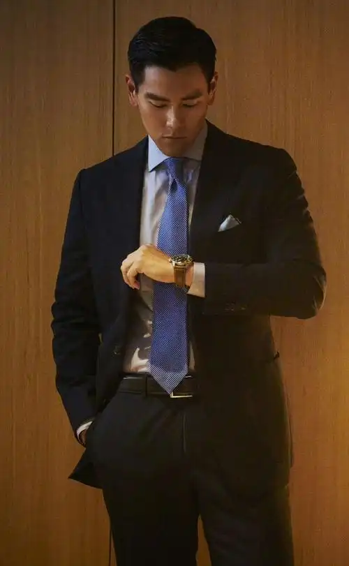 彭于晏还是那么帅!无美颜无滤镜状态满分,穿西装尽显男友力|胡歌|女明