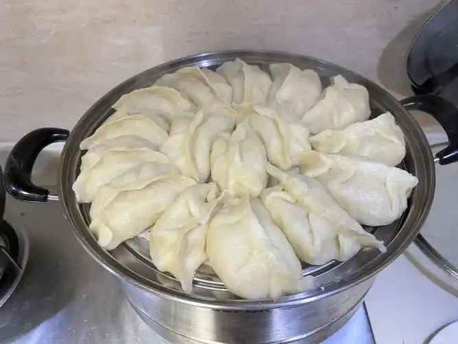 猪肉酸菜大蒸饺给老公吃哇塞了78