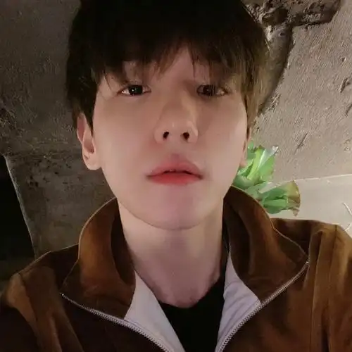 边伯贤#78那年今日200712┃bubble 头像&昵称06