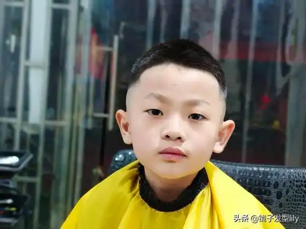 个性有型很不赖,喜欢吗(2022最火发型男短发寸头图片) - 冷求网