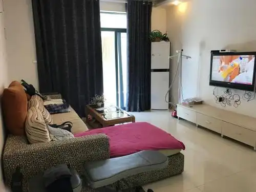 照片实拍房屋真实.可长租可办居住证