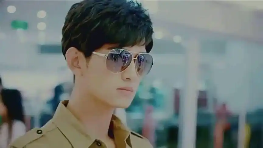 《麻辣变形计》之麻辣保镖马可,实力霸屏的大帅哥