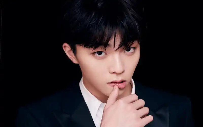 陈立农帅气写真电脑桌面壁纸图片-港台明星-壁纸下载-美桌网