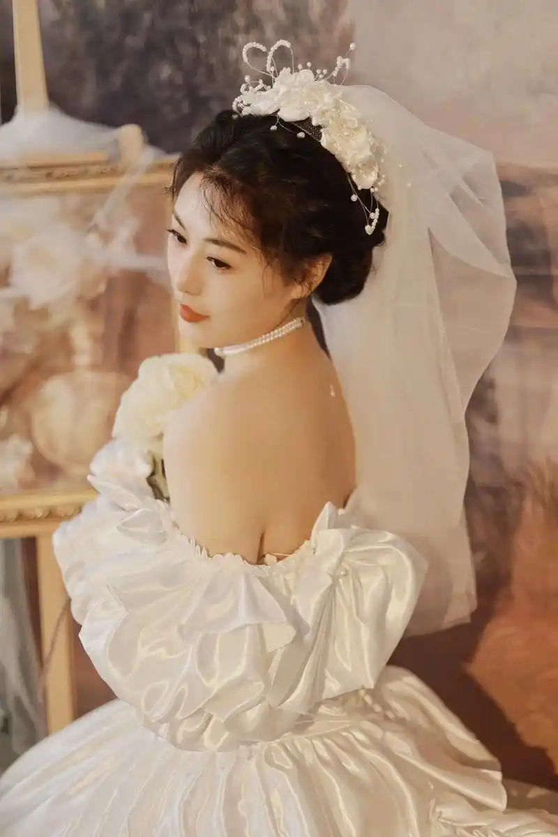 单人婚纱照|我可以做任何我想做的事情.#写真 #爱自己是终身 - 抖音