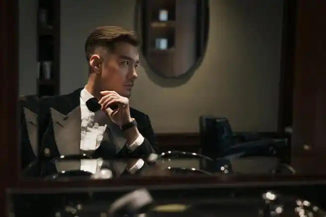 #胡兵在伦敦时装周##胡兵全球go#