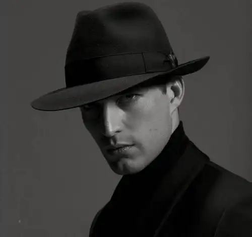 hatters#古董级帽子店英国前任首相丘吉尔和温莎