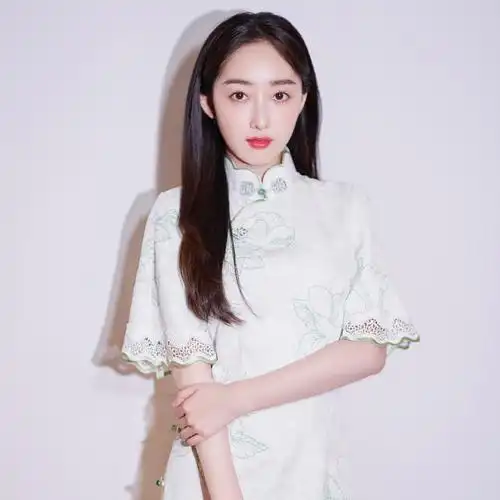 东方卫视春晚2020春季新款蒋梦婕同款旗袍白色印花旗袍