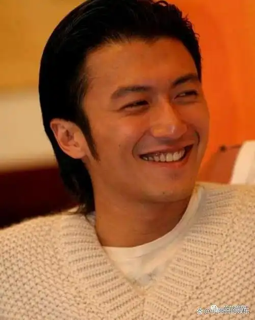 为什么谢霆锋就是放不下王菲?看看他14岁都做了什么就都懂了