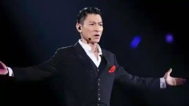 原创曾给刘德华做替身翻身自己当影帝杜奕衡还拿下了天王前女友