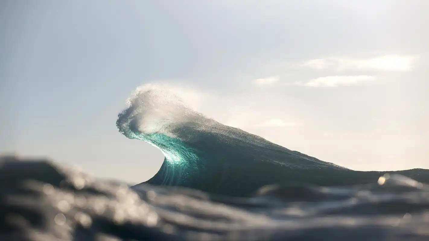 汹涌的海浪风景图片高清宽屏壁纸