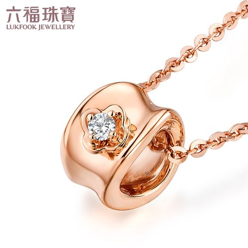 钻石吊坠六福珠宝18k金钻石小花n142颈饰