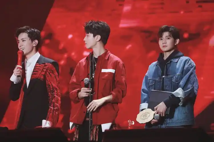 tfboys 全体成年~~~ - 堆糖,美图壁纸兴趣社区