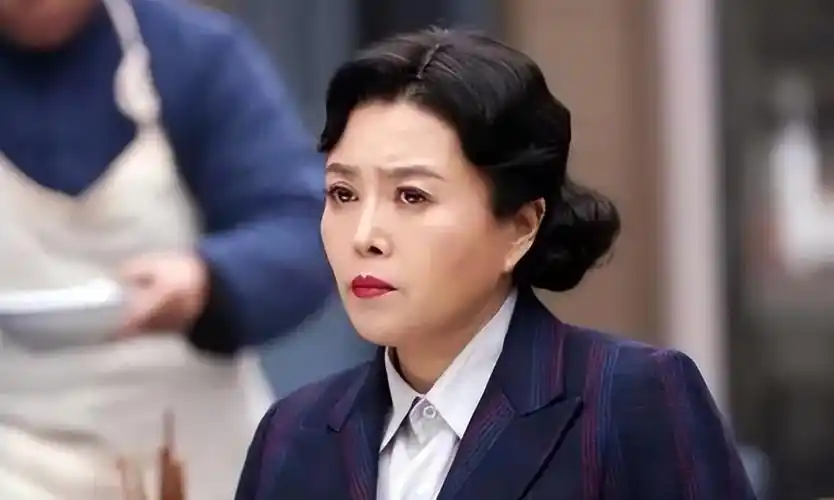 回顾孙红雷与丁嘉丽分手20年后娶海归美女喜当爹如今定居海外