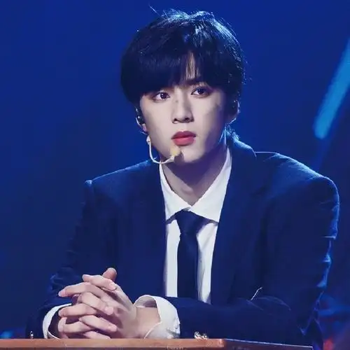 刘耀文 氛围感头像