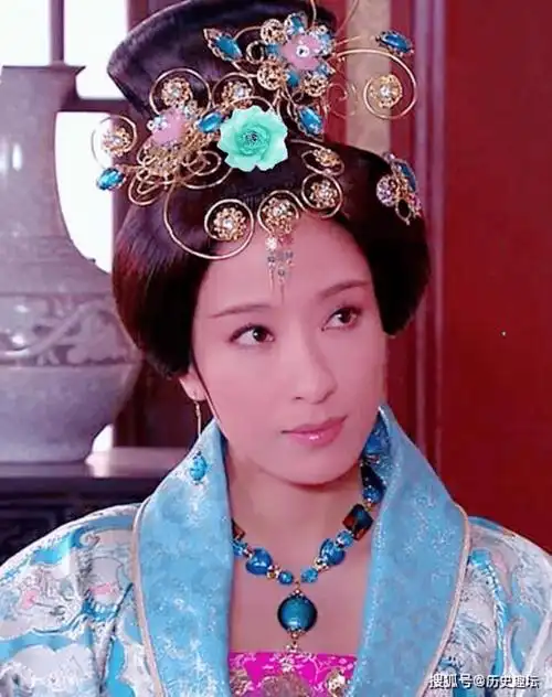 原创悍妒的万贵妃蓄意谋害皇嗣但百密一疏功亏一篑终究害人害己下篇