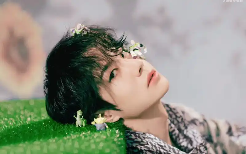 微信8.0!王一博 ! 你们的老公来了!