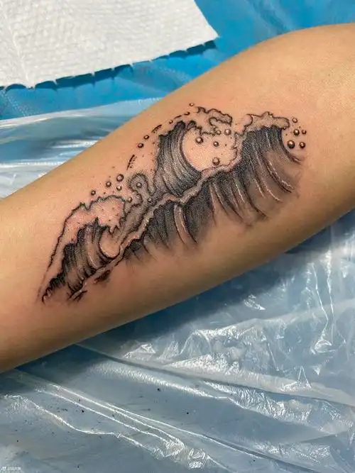 海浪纹身
