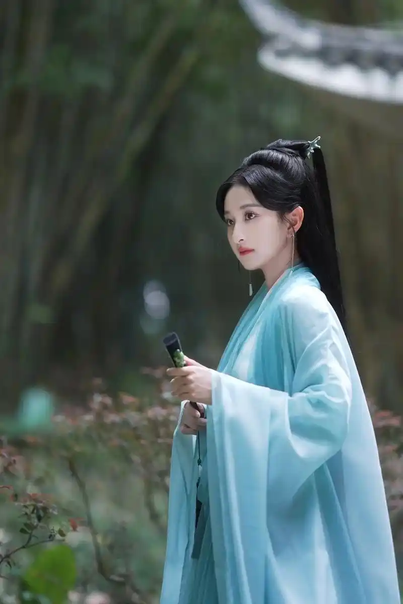 白浅是四海八荒都不敢惹的 - 抖音