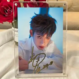 小鬼王琳凯新专辑售 小鬼王琳凯笔签名照笔签名照周边摆件专辑同款