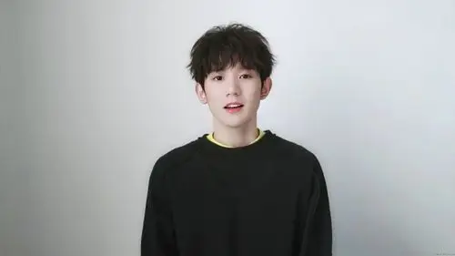 【王源】 【美图】 你的梦里