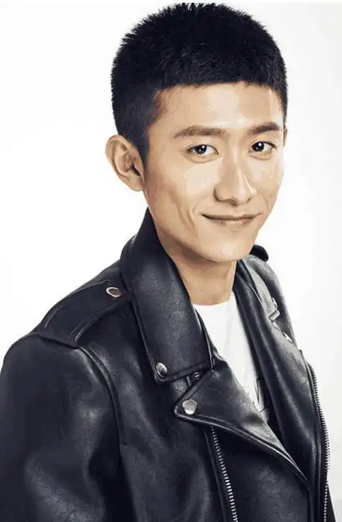 回顾6位童星现状:吴磊成"顶流",张一山陷入困境,他彻底消失