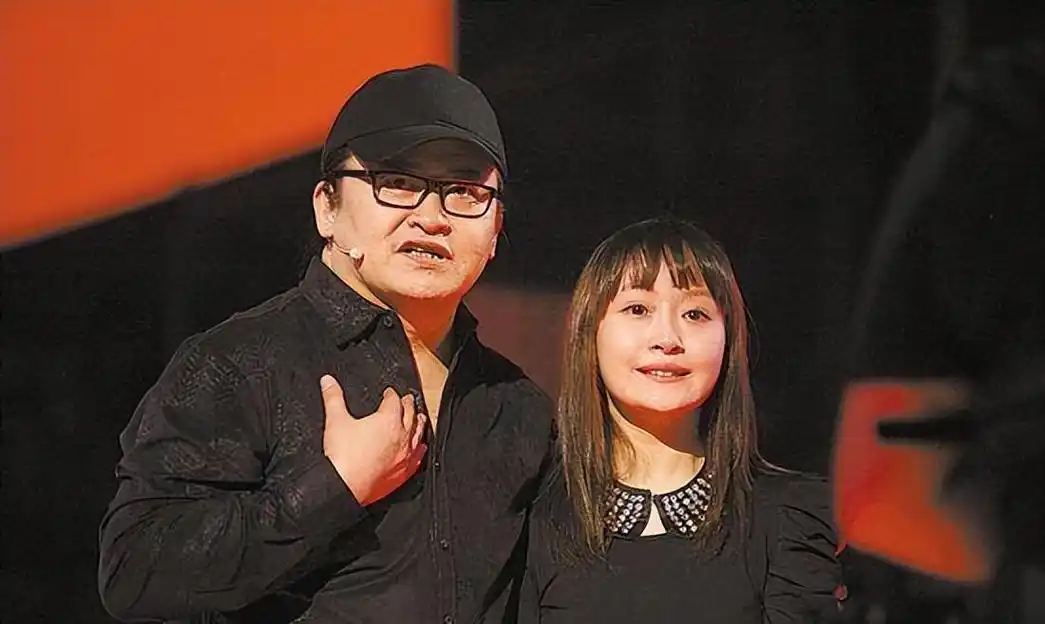 好声音黑幕:封杀吉克隽逸,压迫吴莫愁患抑郁症,给姚贝娜泼脏水