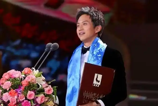 邓超自曝生活无法自理,妻子帮他剪脚指甲,他才是真·人间清醒