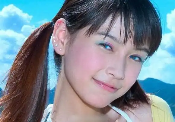 angelababy15岁旧照曝光 一脸清纯整没整容一目了然