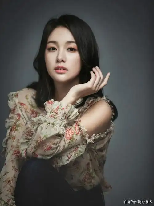 明星程砚萩,娱乐圈影视演员,清纯美丽,被誉为"大眼美女"