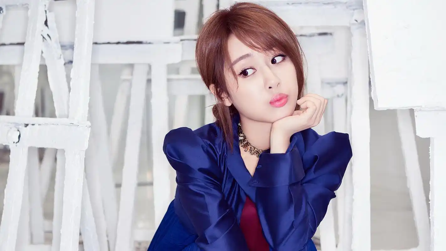 首页 桌面壁纸 大陆明星 杨紫写真图片高清电脑壁纸 第一辑上一张 下