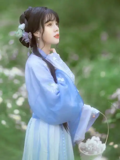 古风写真丨绝代有佳人幽居在空谷