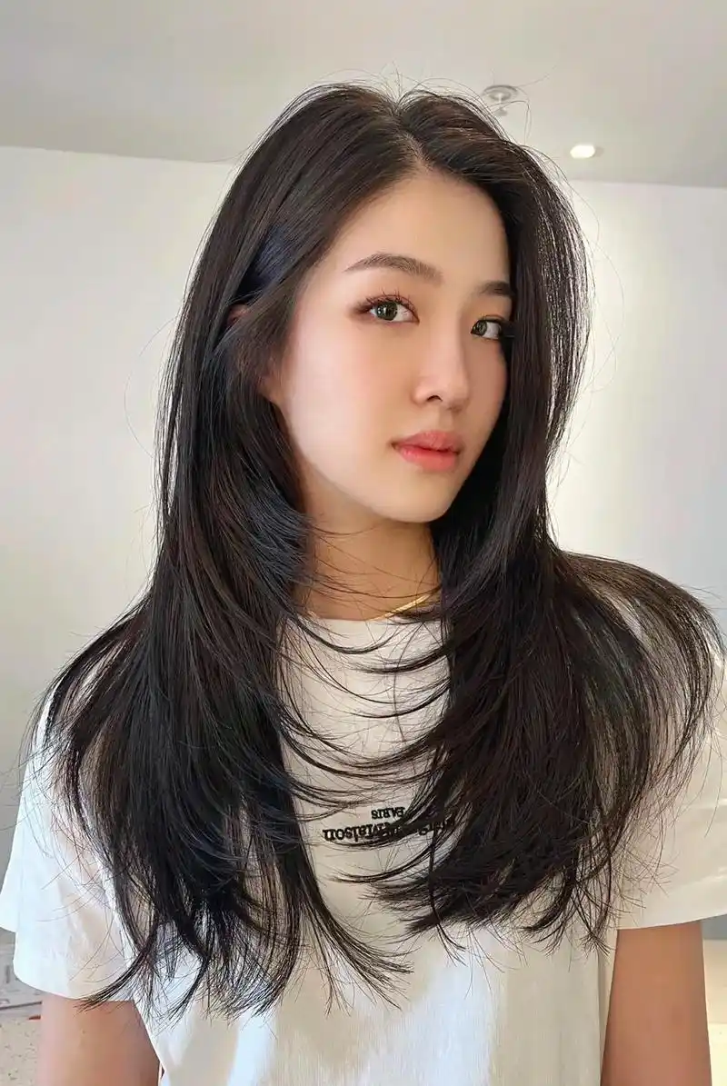 高层次长发 轻烫最近超火的头发造型