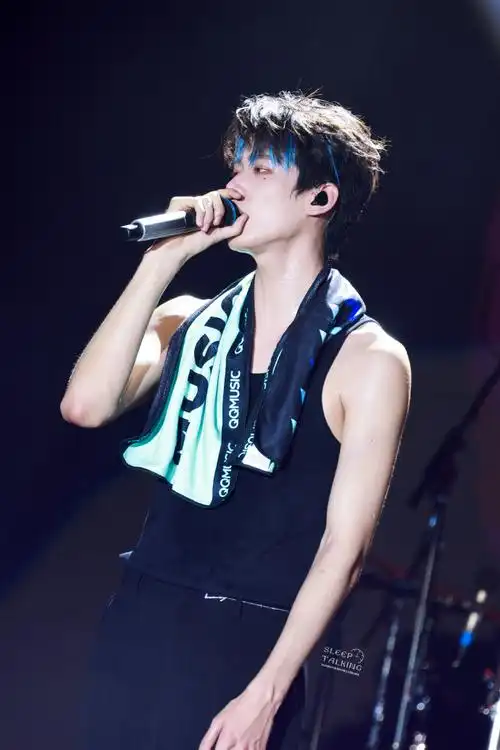 #周柯宇巅峰音乐节#