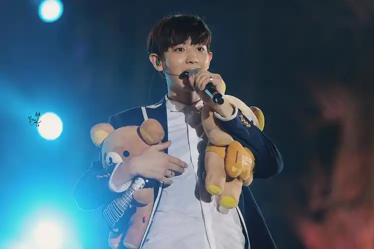 灿烈#exo#壁纸#皮肤 140628 重庆演唱会( _) [高清图点击][出处见