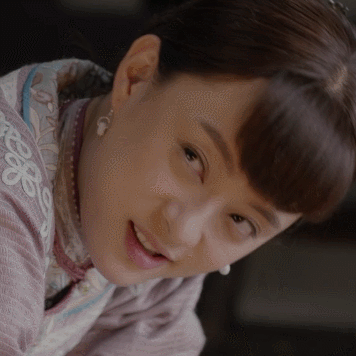 那年花开月正圆孙俪嘻嘻坏笑gif动图_动态图_表情包下载_soogif