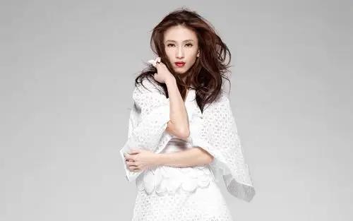 马来西亚女歌手戴佩妮图片高清电脑桌面壁纸