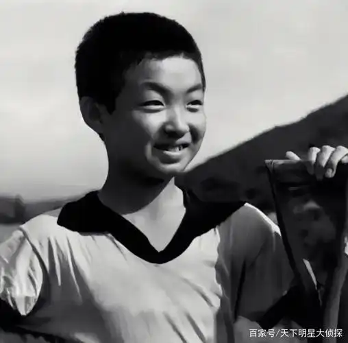 金星23岁娶妻,28岁变性,38岁嫁人,如今家庭和睦,儿女双全