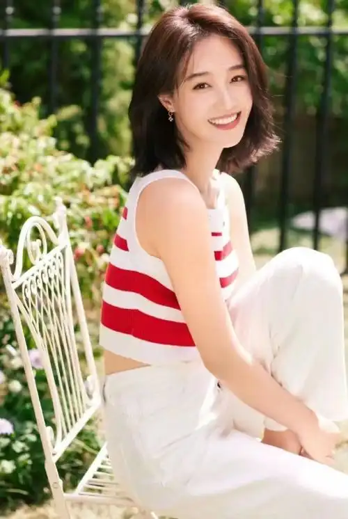 蓝盈莹回应演技变化##蓝盈莹说越早经历挫折越好