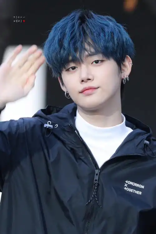 崔然竣蓝发##崔然竣的旧梦收藏馆