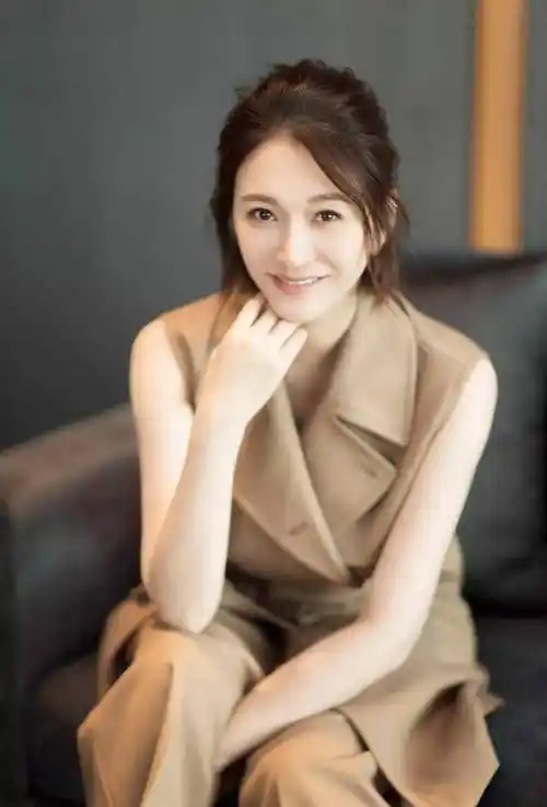 演员李小冉的粉红史,从傻白甜到5亿阔太,5段爱情太精彩_妈妈_爸妈