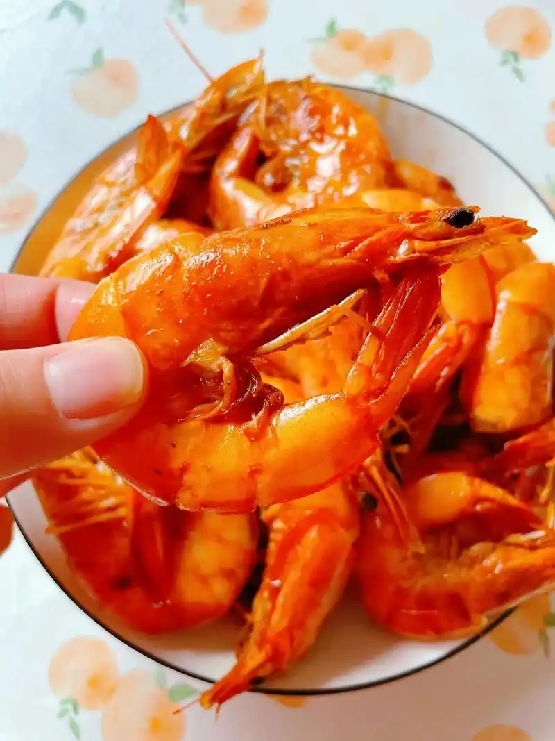 爆炒大虾,就爱这个味!06鲜虾不要再白灼啦!除了以前分享的菜 - 抖音