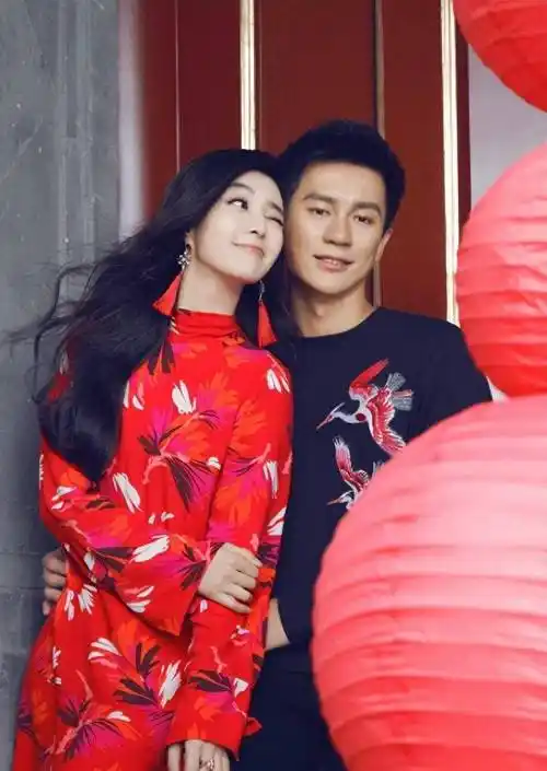 曝闫妮与小7岁李晨恋爱,网友直呼太离谱,女方离异多次姐弟恋_年龄