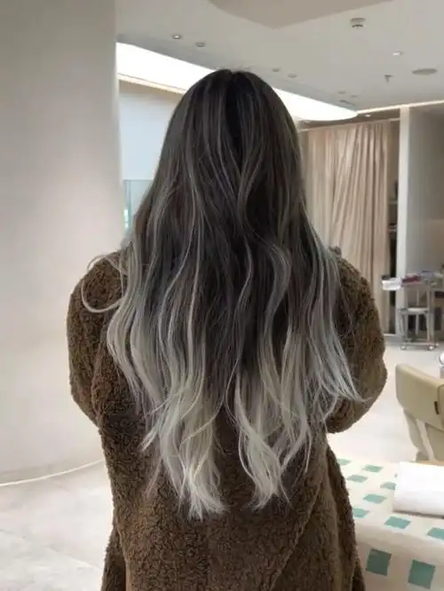 再也不用担心黑头发长出来尴尬了