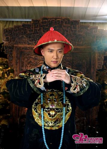 冯绍峰八阿哥古装服装朝服 清朝王爷官服 蟒袍 电视剧 宫锁心玉