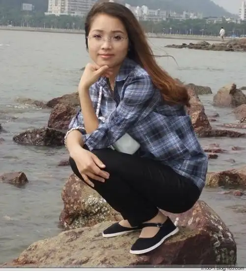 【布鞋情怀】爱穿布鞋的小媳妇(153p)