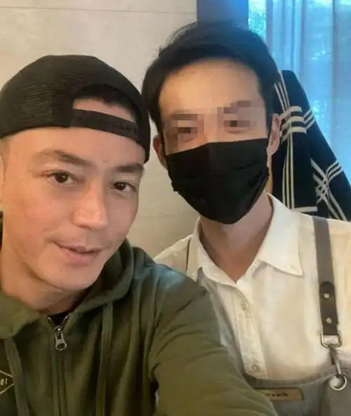 林心如夫妇被偶遇素颜一脸苍老暴露真实状态霍建华看着像弟弟