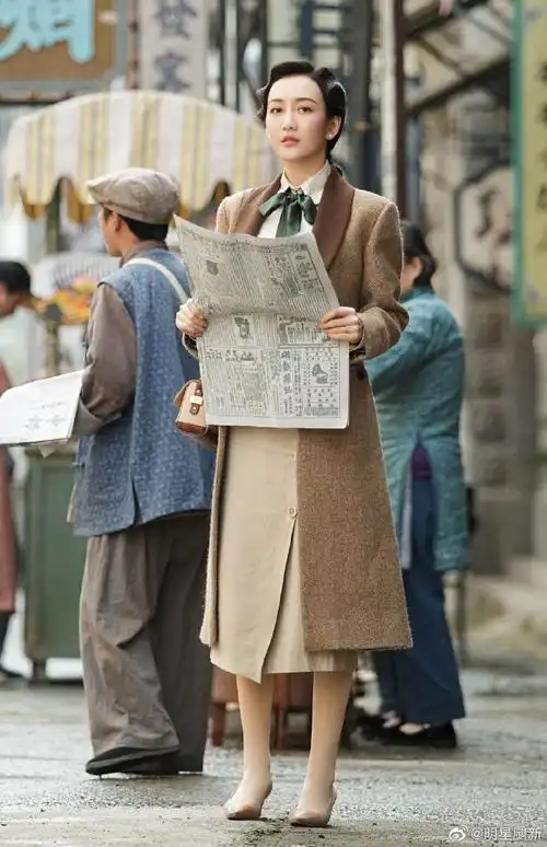 谍战深海之惊蛰王鸥旗袍肉丝袜剧照合集. 来自明星腿新 - 微博